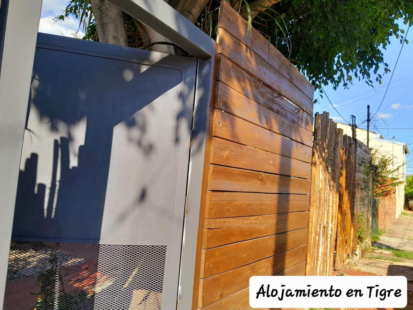 Hostal en Tigre Buenos Aires Exterior foto